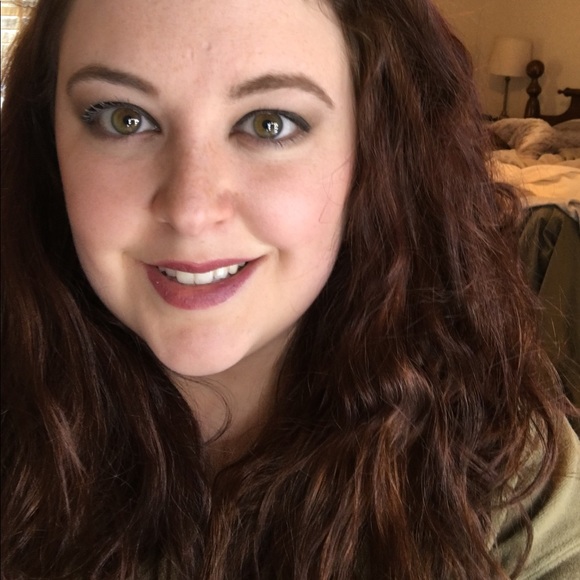 Meet your Posher, Madeline - Picture 3 of 4